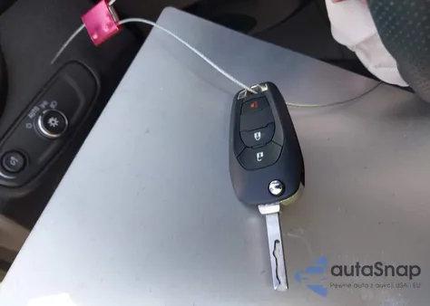 2020 Chevrolet Trax Fwd Ls z USA, uszkodzony, nr VIN 3GNCJKSBXLL157361